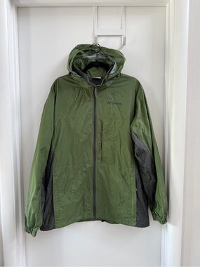 Columbia Men's Hooded Rain Jacket - Olive Green with Dark Gray Panels